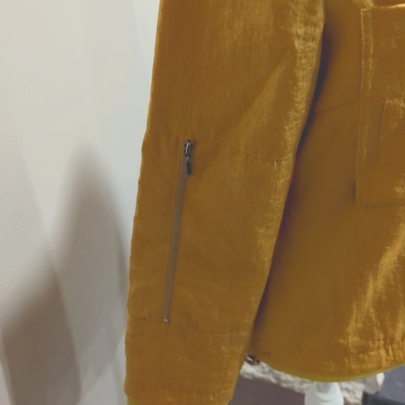 Uge Mustard color hooded zip up jacket - Picture 3 of 11
